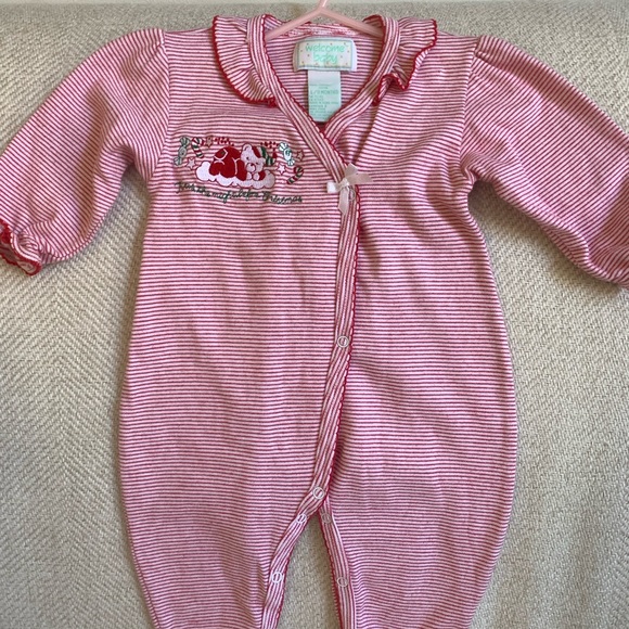 Welcome Baby Christmas onesie red/white stripe Girls Size 9 Mos long sleeves. - Picture 3 of 5